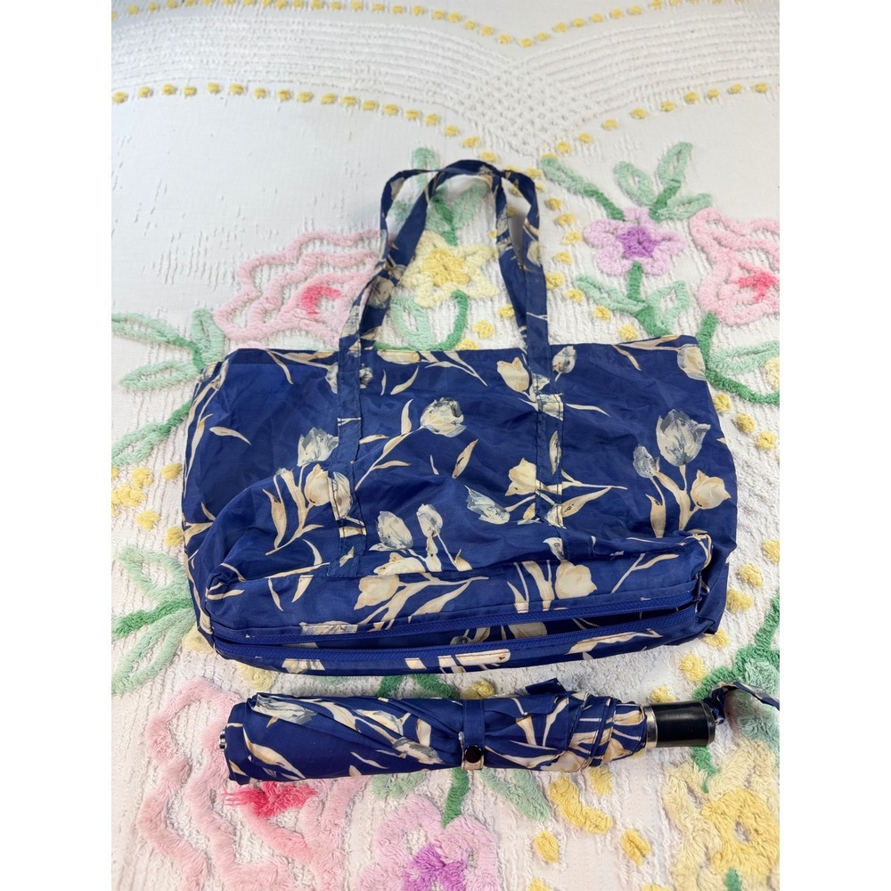 Vtg Navy Blue Floral Tulip Umbrella and Matching Tote Bag Travel Set - Picture 3 of 7